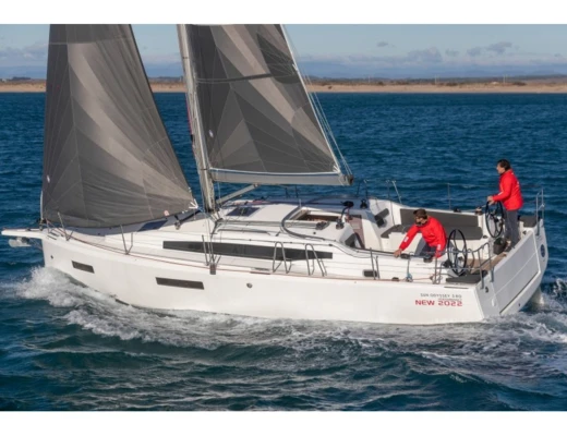 Sun Odyssey 380
