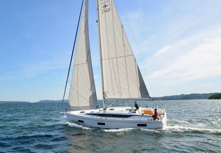 Bavaria C42 Cala de Medici | Supereva