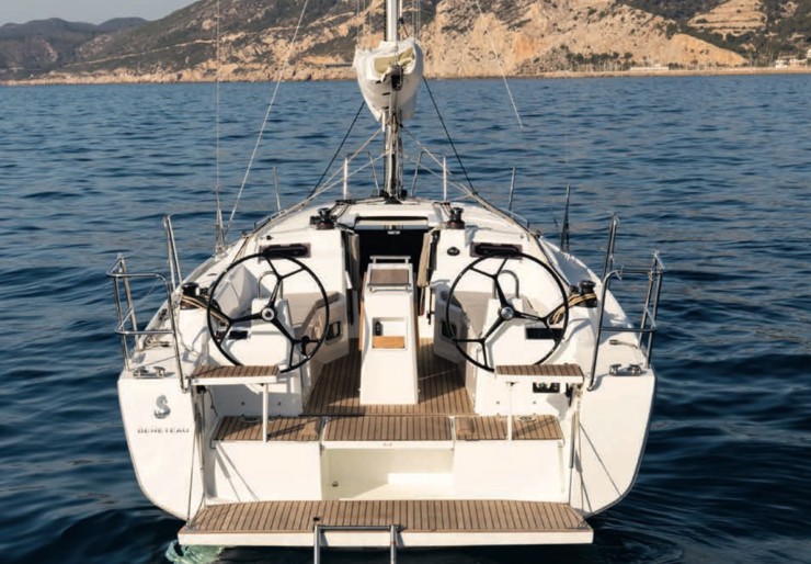 Oceanis 34.1 Marina d'Arechi | Pluto - Comfort line