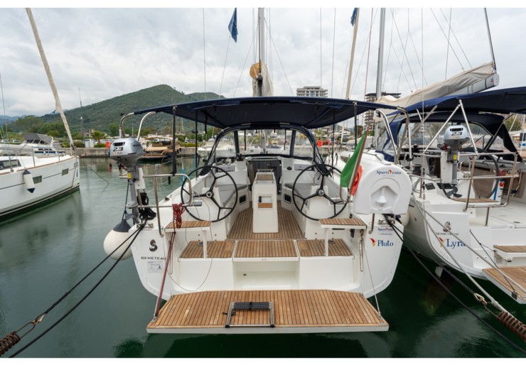 Oceanis 34.1 Marina d'Arechi | Pluto - Comfort line