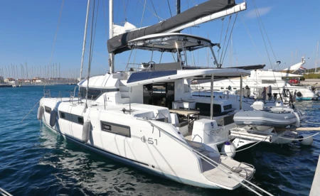 Lagoon 51