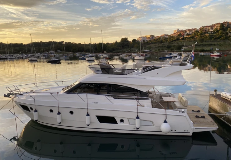 Bavaria Virtess 420. Marina Dalmacija | SUNSHINE