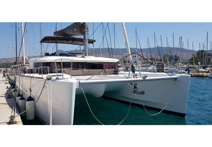 Lagoon 450 F Hafen von Lefkada | Isma