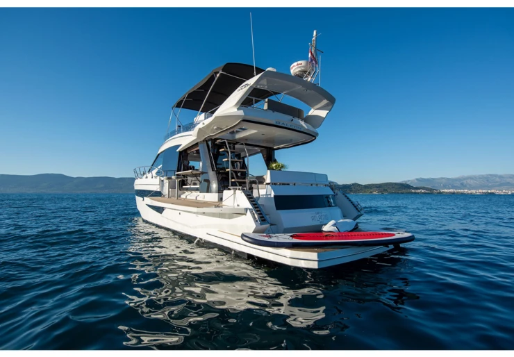 Galeon 500 Fly Marina Kastela | CHAMP ATLANTIS