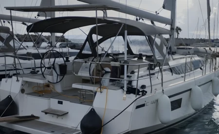 Bavaria C42
