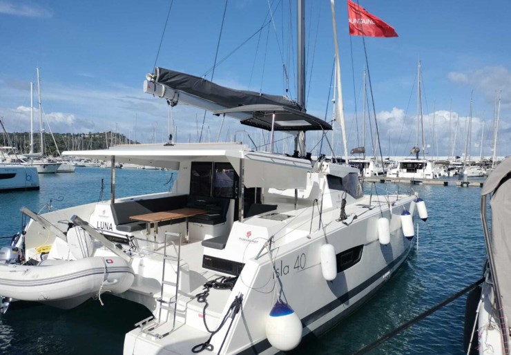 Isla 40 Capo d'Orlando | LUNA