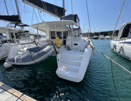 Lagoon 39