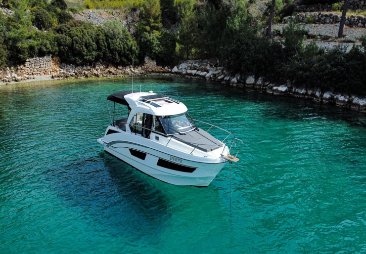 Antares 9 OB ACI Marina | ARYA