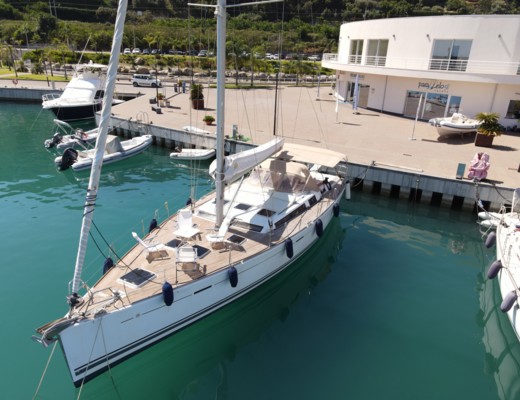 Dufour 525 GL