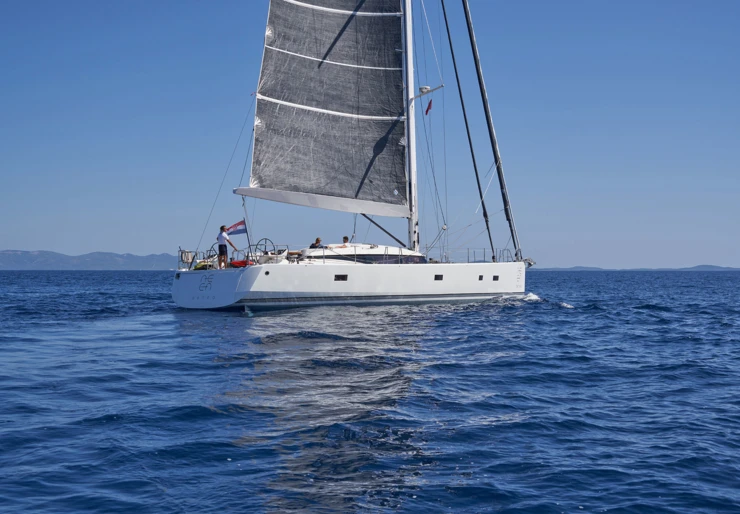 Cnb 76 Marina Kastela | AENEA