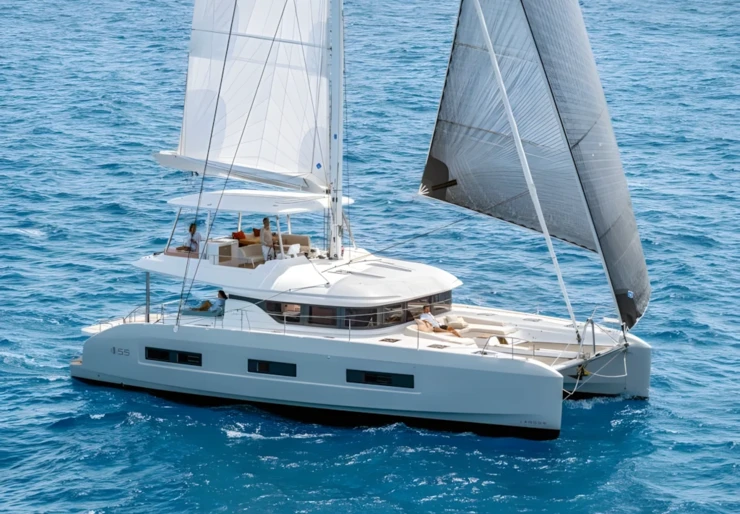 Lagoon 55 New Kos | Hydrus