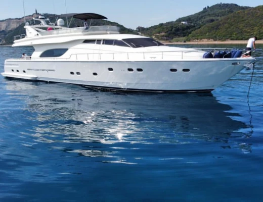 Ferretti 80
