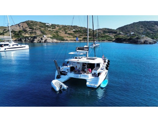 Lagoon 42