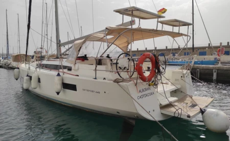 Sun Odyssey 440