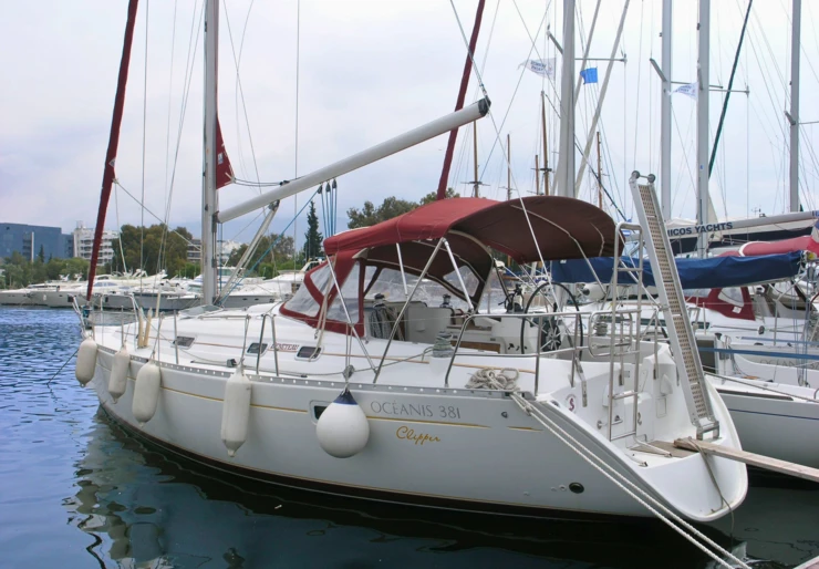Oceanis Clipper 381 Puerto de Lefkas | Ouranos