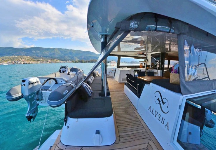 Lagoon 560 S2 Puerto de Lavrion | For Sail