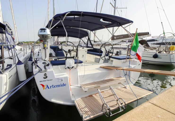 Oceanis 51.1 Trapani | Artemide - Comfort line
