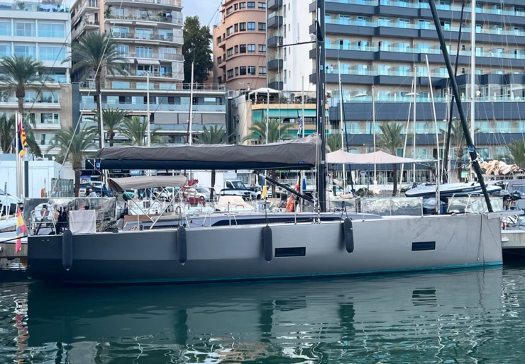 Solaris 47 Marina Naviera Balear | Capriccio