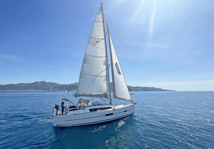 Dufour 382 GL Roses | Gala