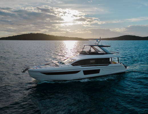 Azimut 68 Fly