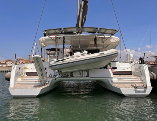 Lagoon 42