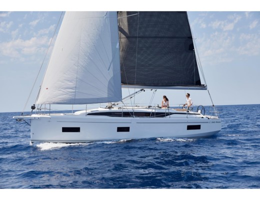 Bavaria C38