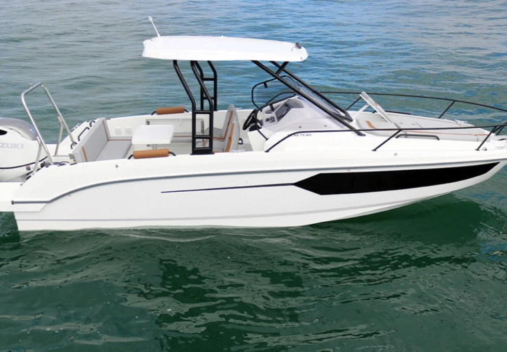 Flyer 8 Sundeck Marina Punat | Beneteau 8