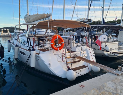 Jeanneau 53