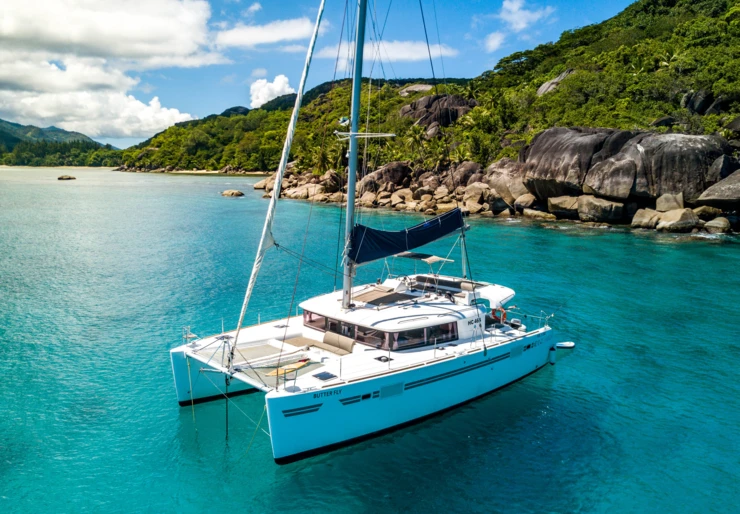 Lagoon 450 F Azam sport marina | Butterfly