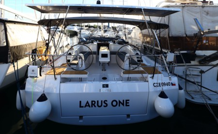 Bavaria C42