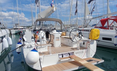 Oceanis 37.1