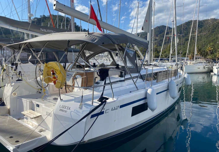 Bavaria C42 MarinTurk Village | Juju