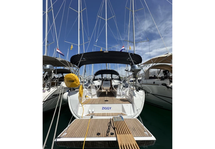 Bavaria Cruiser 34 ACI Marina | Ziggy