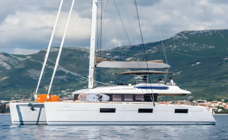 Lagoon 620