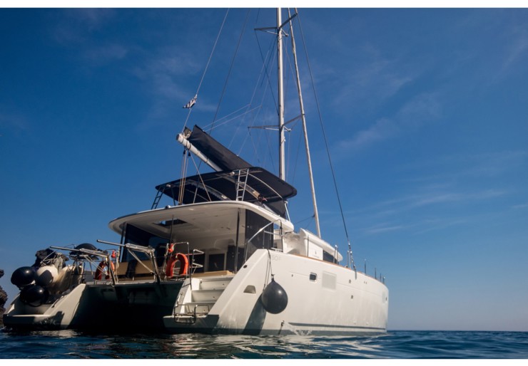 Lagoon 450 F Puerto de Paros | MADICON (generator, air-condition, watermaker, dishwasher, washing machine, 2 SUP free of charge) *S