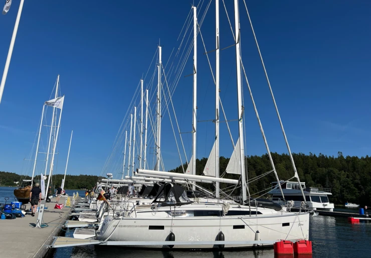 Bavaria Cruiser 37 Saltsjö Pir Marina - Saltsjöbaden | Sixteen