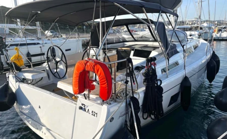 Hanse 418
