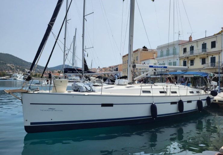 Bavaria Cruiser 50 Alimos Kalamaki | Bela Vila