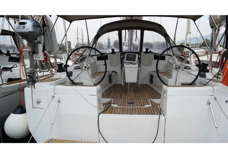 Sun Odyssey 449 Hafen von Lefkada | ORESTIS