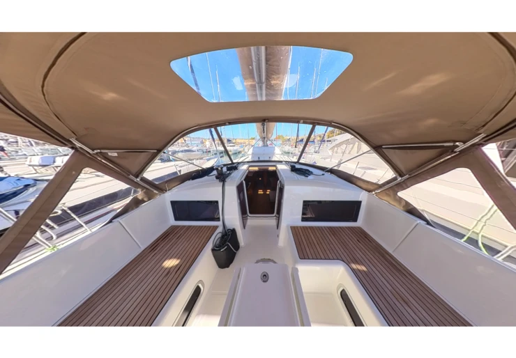 Sun Odyssey 490 Radazul | Vino Blanco (Radazul)