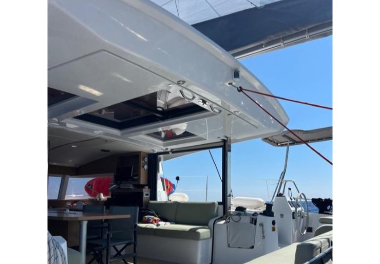 Bali Catsmart Zakynthos harbour | FILIPPOS III