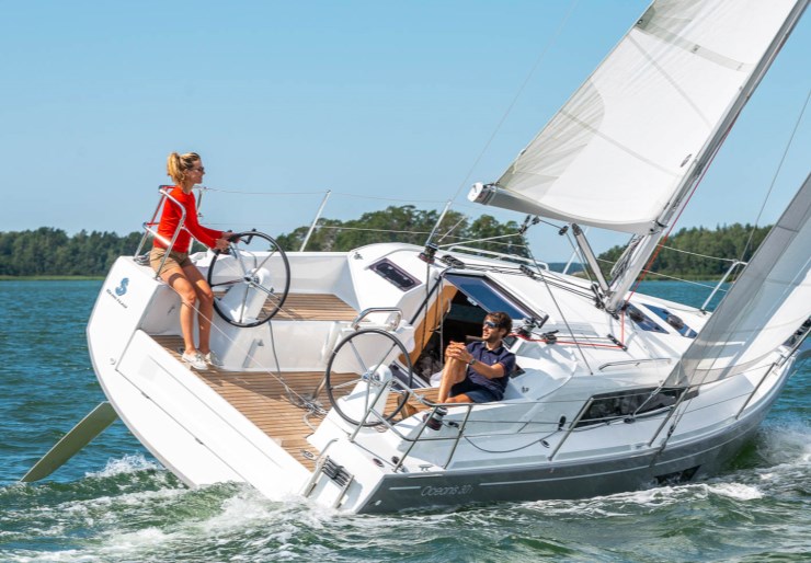 Oceanis 30.1 Albatros Marina | Lima