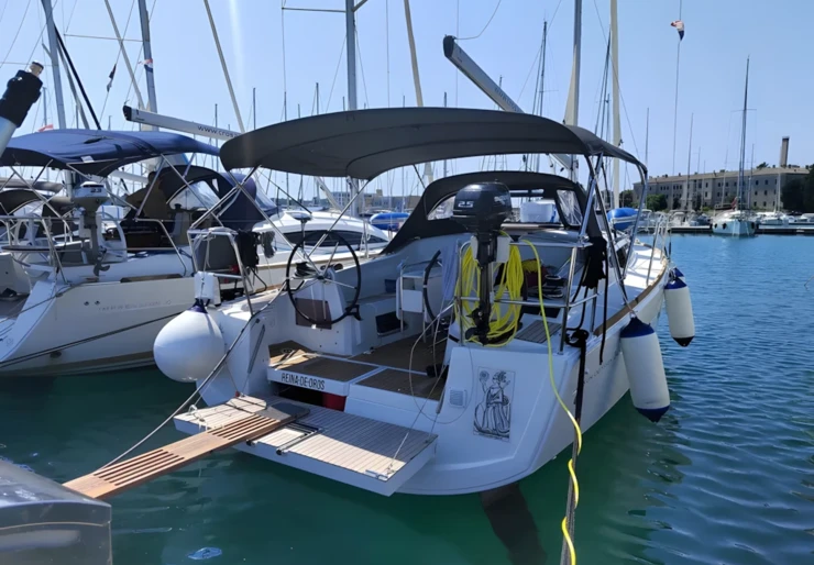 Sun Odyssey 349 Marina Polesana - île Katarina | Reina De Oros