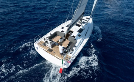 Hanse 410