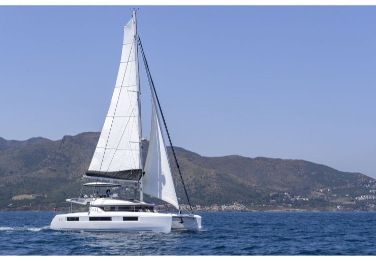 Lagoon 51 Alimos Kalamaki | MINOTAVROS