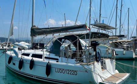 Hanse 348