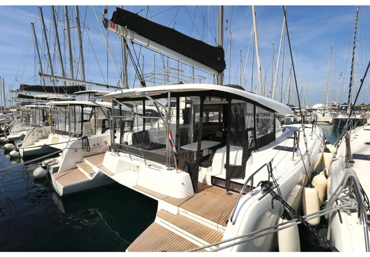 Lagoon 42 Marina Dalmacija | FAMILY TIME