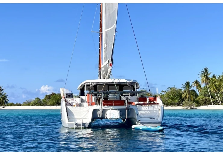 Excess 11 Papeete | Molokoi