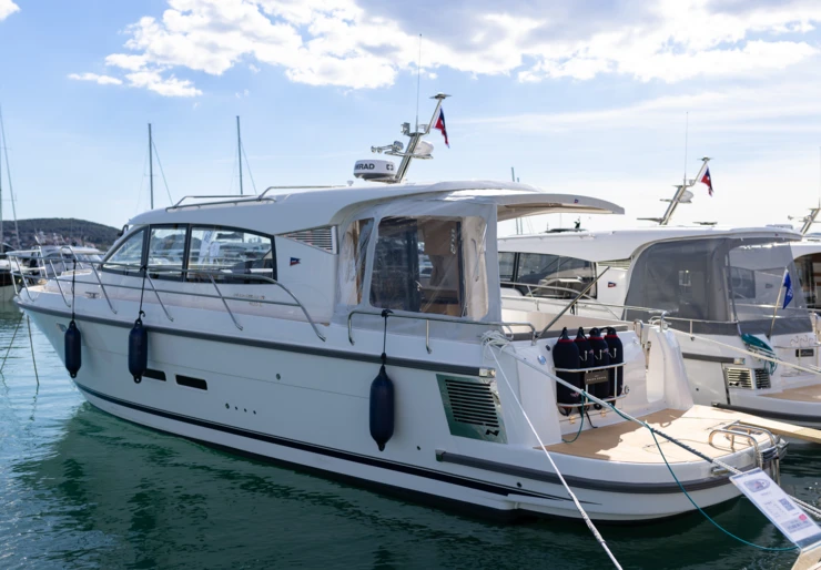 Nimbus 405 Fly ACI Marina | IKAR