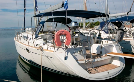 Sun Odyssey 49i